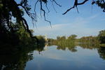 Přes jezero